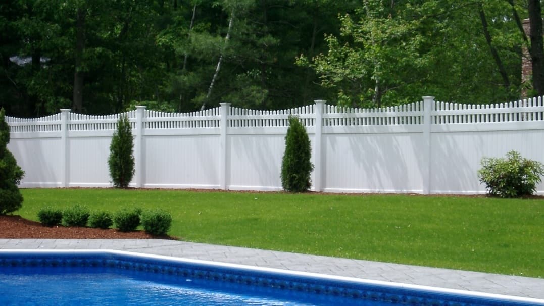 Vinyl Privacy Fencing